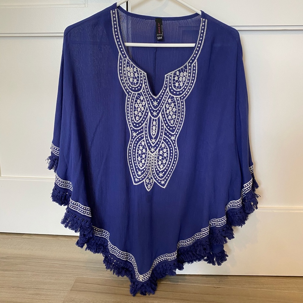 La Moda Women’s V-Neck Cover-Up Shirt